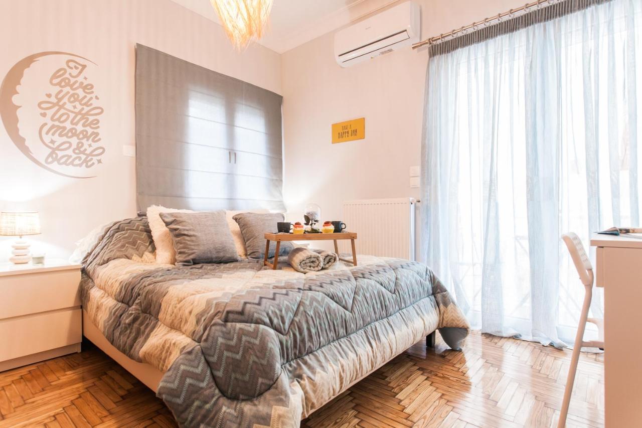 Luxury Seaside Apartment Next To Starbucks Opossite The Beach Park Of Flisvos أثينا المظهر الخارجي الصورة